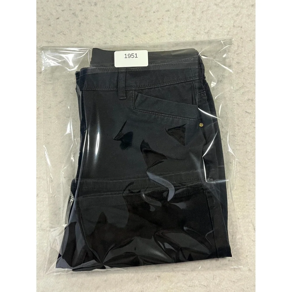Chicos Bermuda Shorts Womens 00 Black Cotton Stretch Low Rise Casual‎ Wear